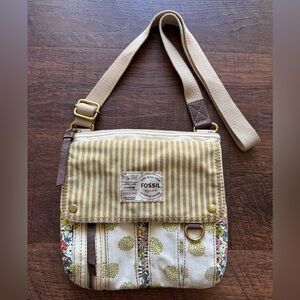Fossil Vintage Striped and Floral Crossbody Bag - Green and Cream